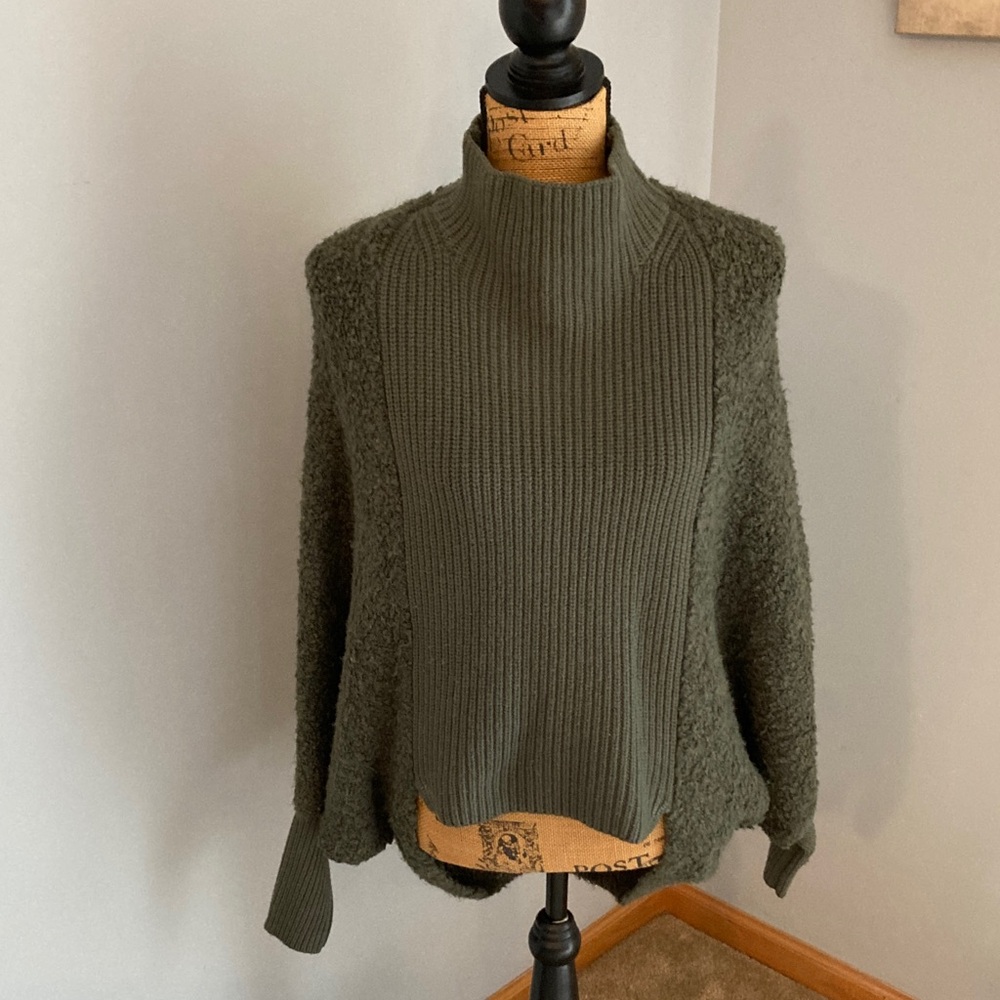 BCBGMaxAzria Green Mock Neck Sweater Batwing Women Size Small - Picture 2 of 15